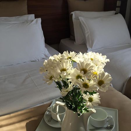 Akman Hotel คูซาดาซี ภายนอก รูปภาพ