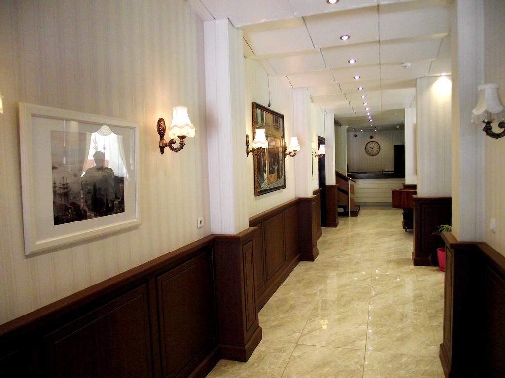Akman Hotel คูซาดาซี ภายนอก รูปภาพ