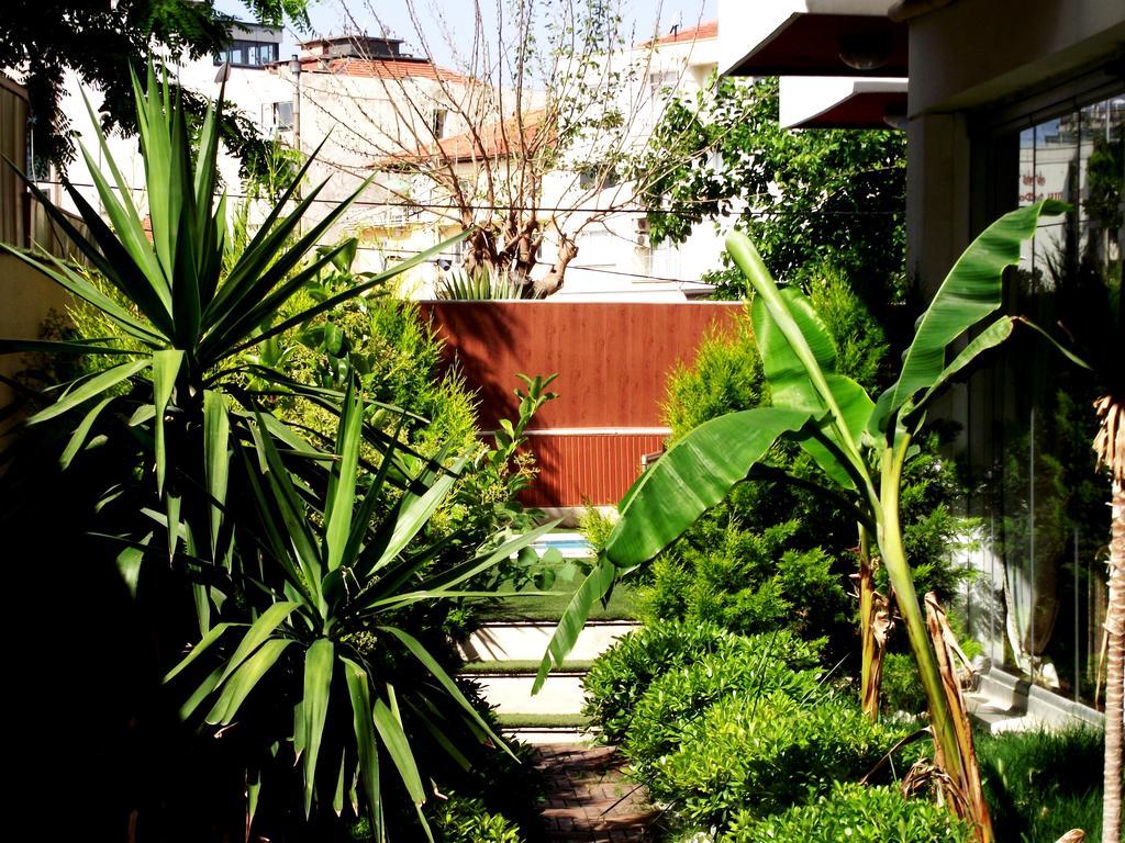 Akman Hotel คูซาดาซี ภายนอก รูปภาพ