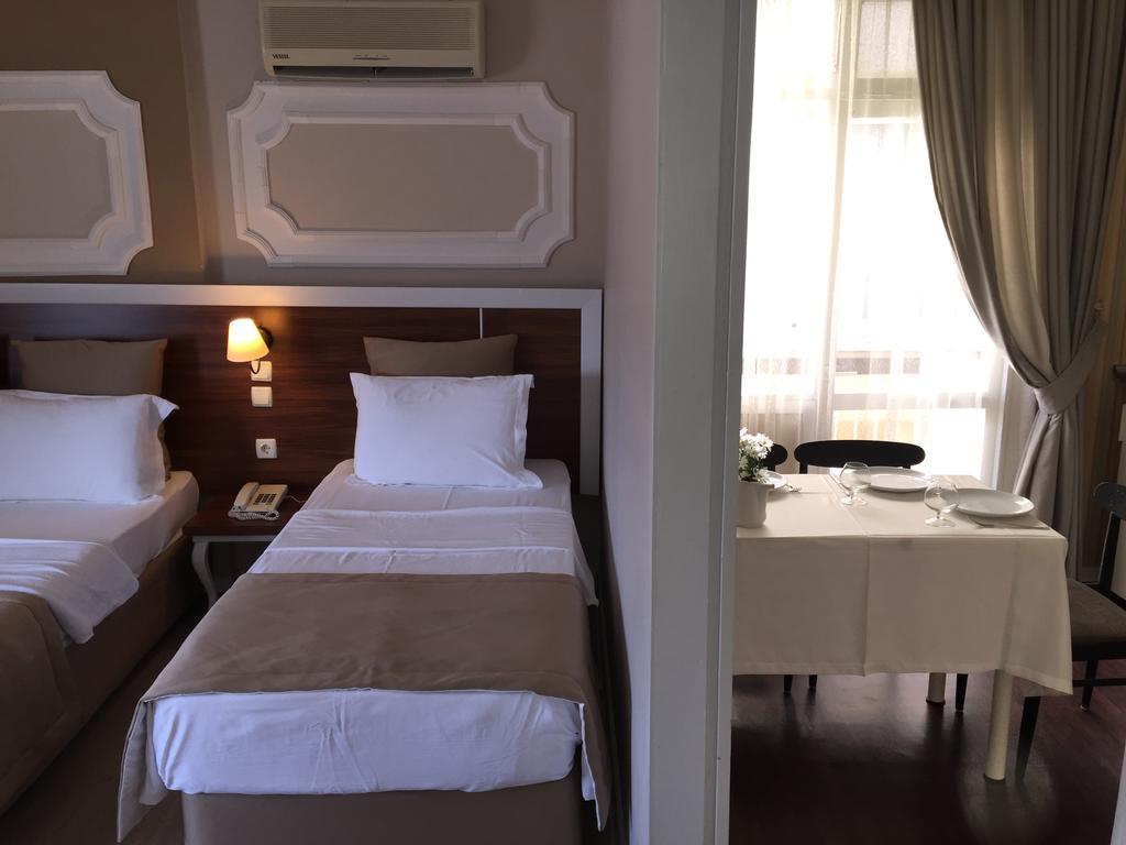 Akman Hotel คูซาดาซี ห้อง รูปภาพ