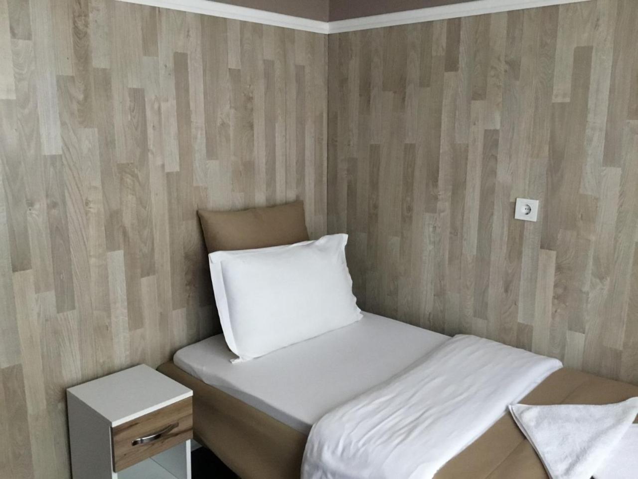 Akman Hotel คูซาดาซี ภายนอก รูปภาพ